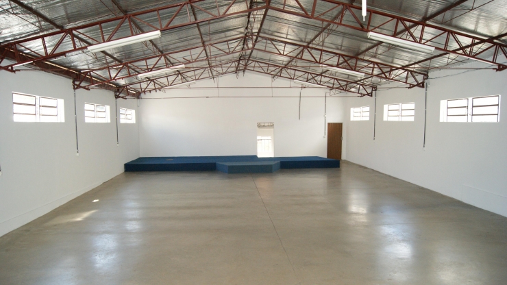 BARRACÃO PARA LOCAÇÃO, BAIRRO BELLO, CONTENDO APROX. 200M .