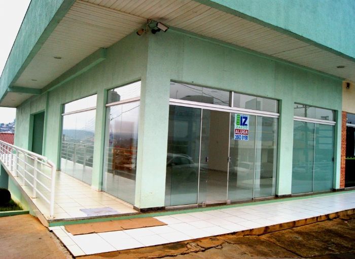 SALA TÉRREA PARA LOCAÇÃO, CONTENDO APROX. 75M  E 01 BANHEIRO, ...